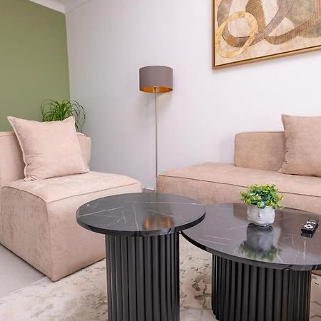 Tradition Meets Modern: 2Br Flat In Rabat Hassan エクステリア 写真