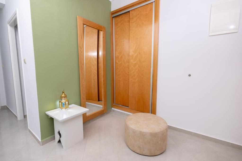 Tradition Meets Modern: 2Br Flat In Rabat Hassan エクステリア 写真