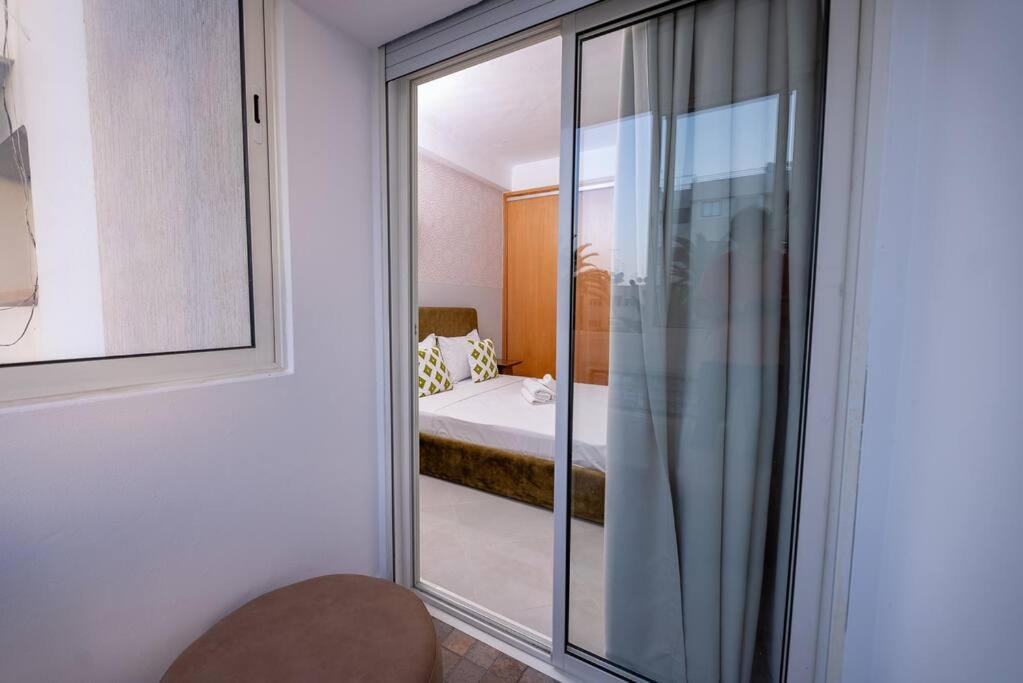 Tradition Meets Modern: 2Br Flat In Rabat Hassan エクステリア 写真