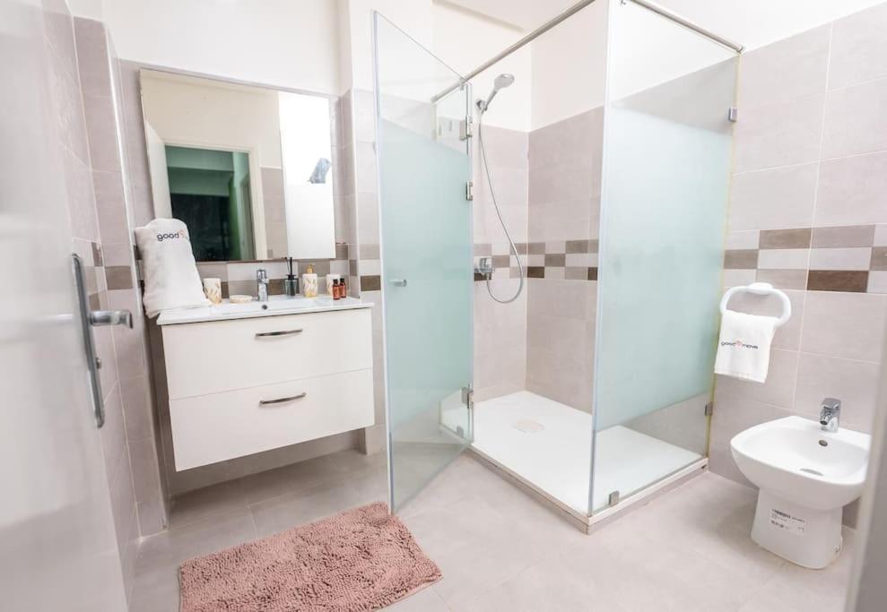 Tradition Meets Modern: 2Br Flat In Rabat Hassan エクステリア 写真